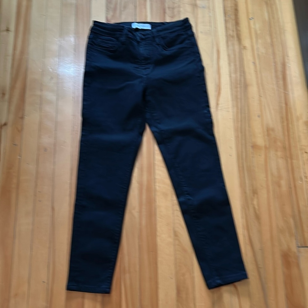 Flying monkey, black skinny jeans. Size 27.